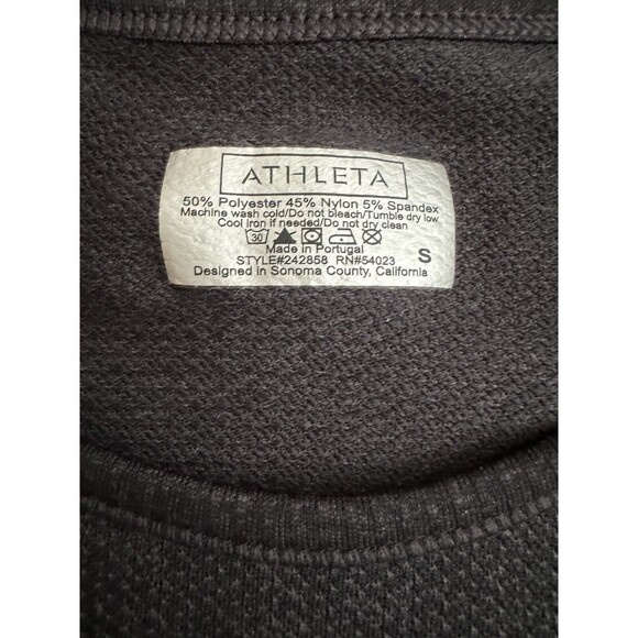 Athleta Women’s Black Embodiement Long Sleeve Workout Tee Size Small 242858 - Picture 3 of 5